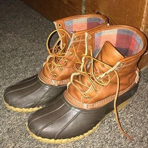 Flannel-lined, tumbled leather Bean Boots